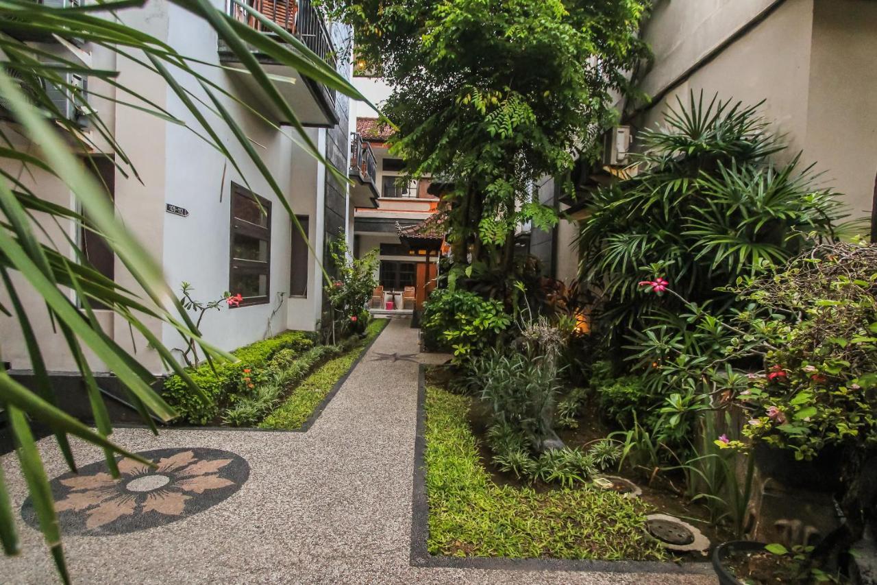 Legian Village Beach Resort - Chse Certified Extérieur photo